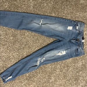 Distressed Boyfriend Jeans